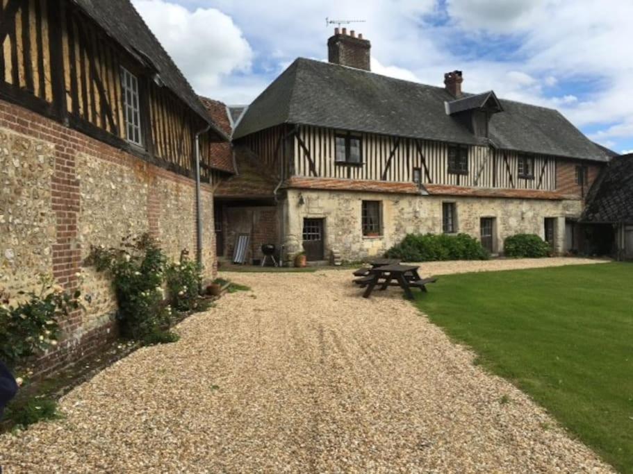 La Ferme Du Chateau Fauguernon Экстерьер фото
